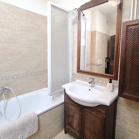 Silver House Heviz